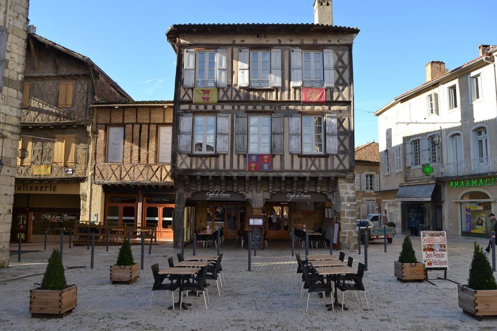 Cafe De France Eauze Exterior foto
